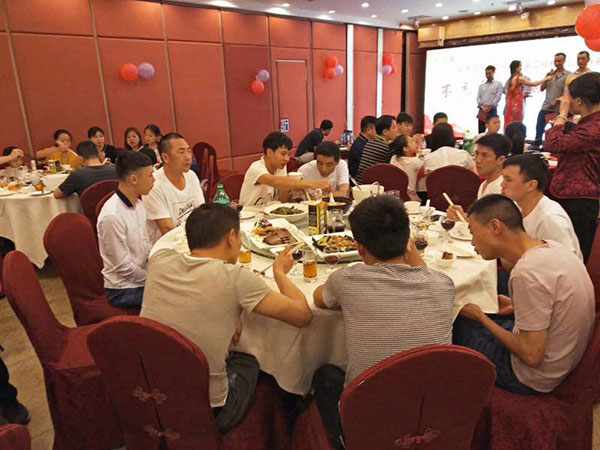 2018年春茗感恩會(huì)：“不忘初心，砥礪前行”！